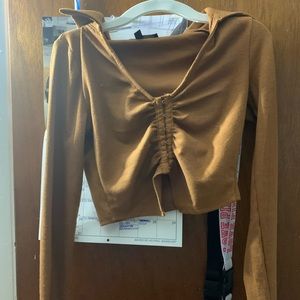 Mixed threads crop top